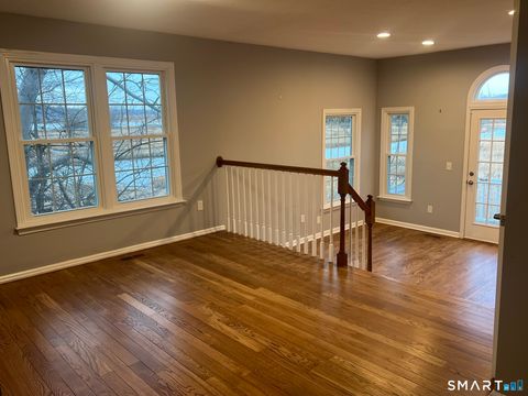 Tiny photo for 924 Quinnipiac Avenue #APT 7, New Haven, CT 06513 (MLS # 24144232)