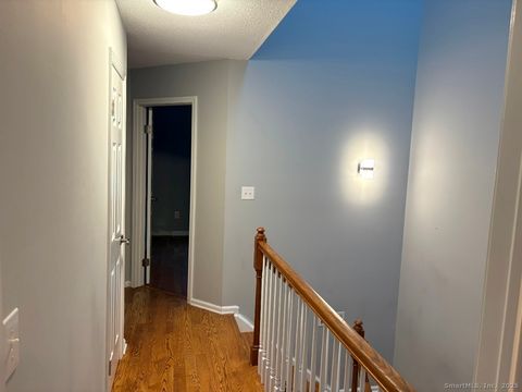 Tiny photo for 924 Quinnipiac Avenue #APT 7, New Haven, CT 06513 (MLS # 24144232)