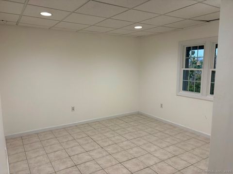 Tiny photo for 924 Quinnipiac Avenue #APT 7, New Haven, CT 06513 (MLS # 24144232)