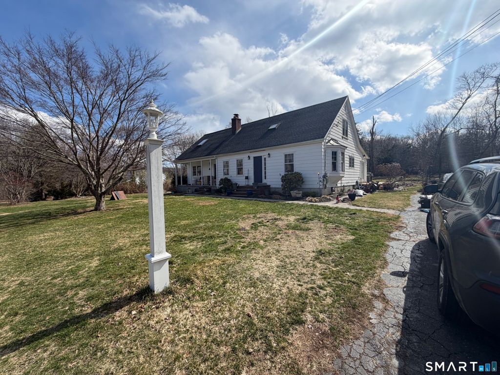 Photo of 24 Amos Street, Hamden, CT 06518 (MLS # 24166513)