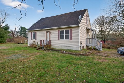 Photo of 887 Sterling Road, Sterling, CT 06377 (MLS # 24142367)