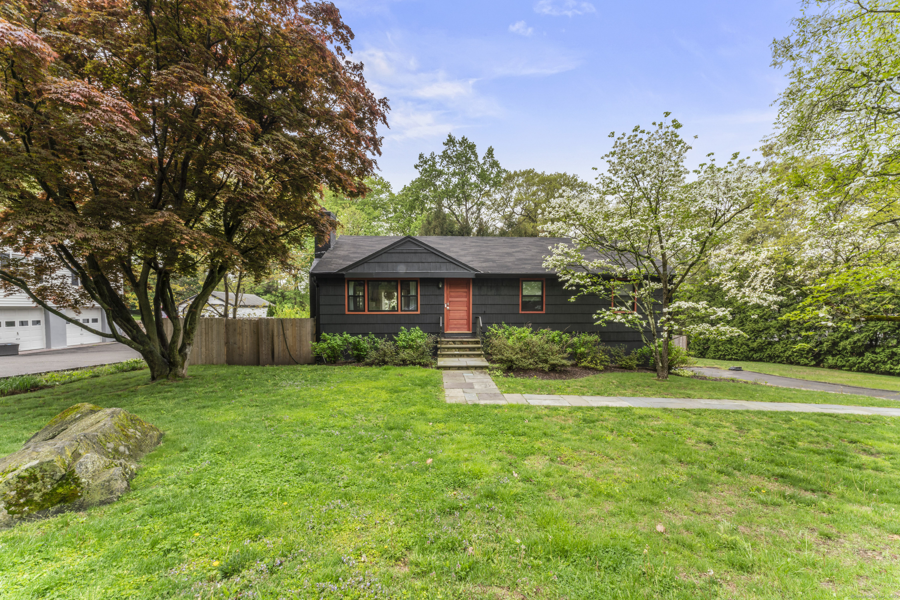 34 Anthony Lane, New Canaan, Connecticut image 2