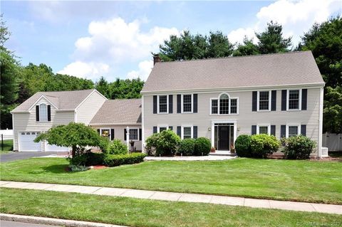 Photo of 40 Brittany Court, Cheshire, CT 06410 (MLS # 170585604)