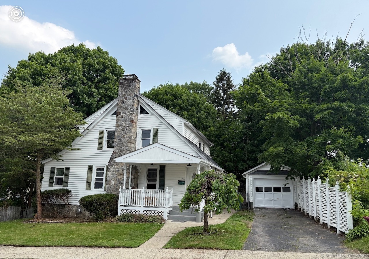 Property for Sale at Highland Avenue, Naugatuck, Connecticut - Bedrooms: 3 
Bathrooms: 1 
Rooms: 6  - $345,000