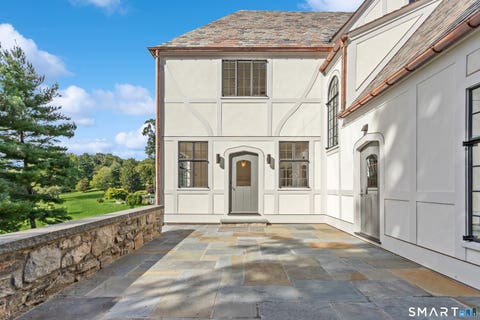 Tiny photo for 5 Sherwood Avenue, Greenwich, CT 06831 (MLS # 24201898)