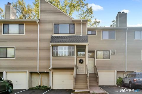 Photo of 206 Sunrise Hill Road #206, Norwalk, CT 06851 (MLS # 24174554)