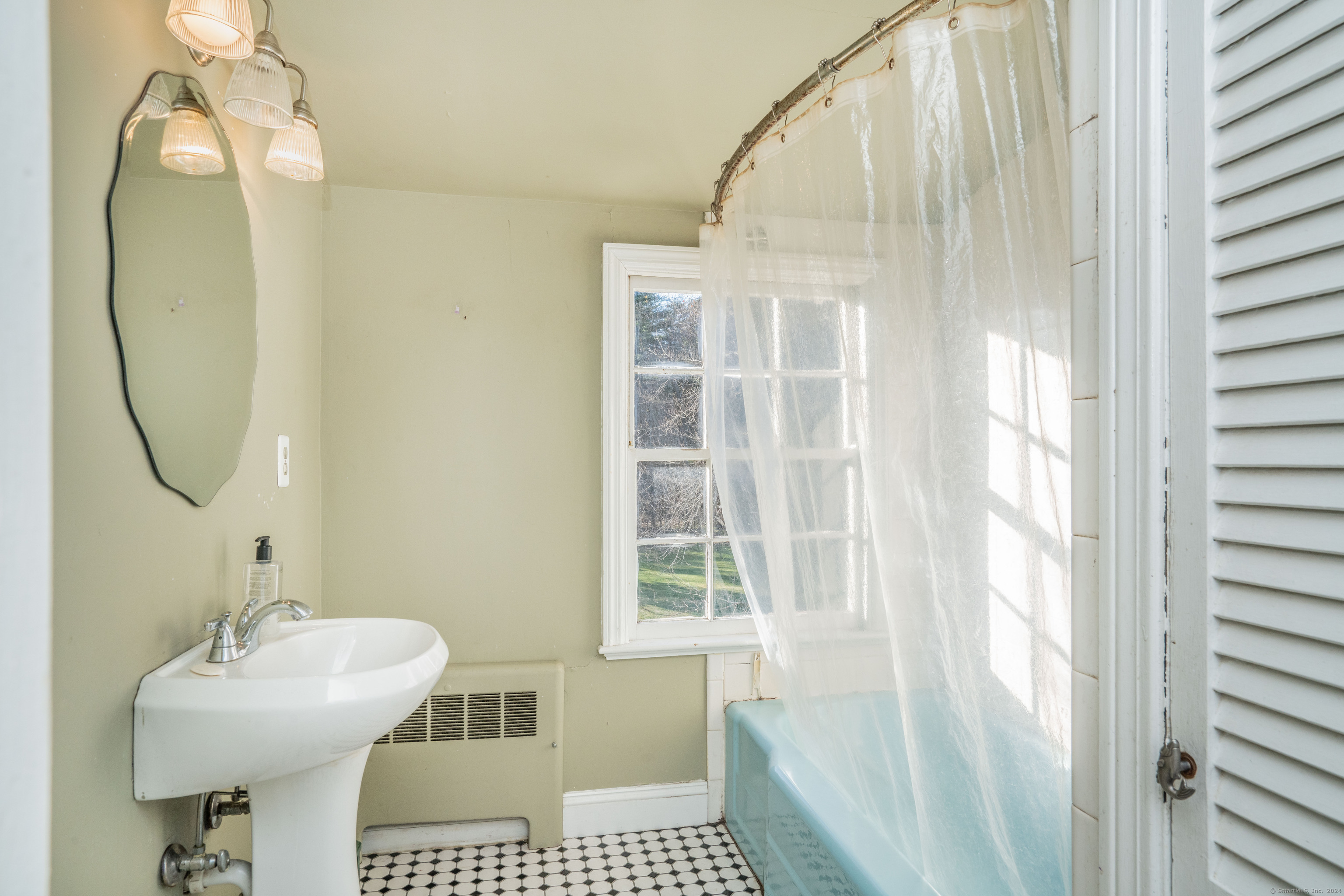 765 Mountain Road, West Hartford, Connecticut image 25