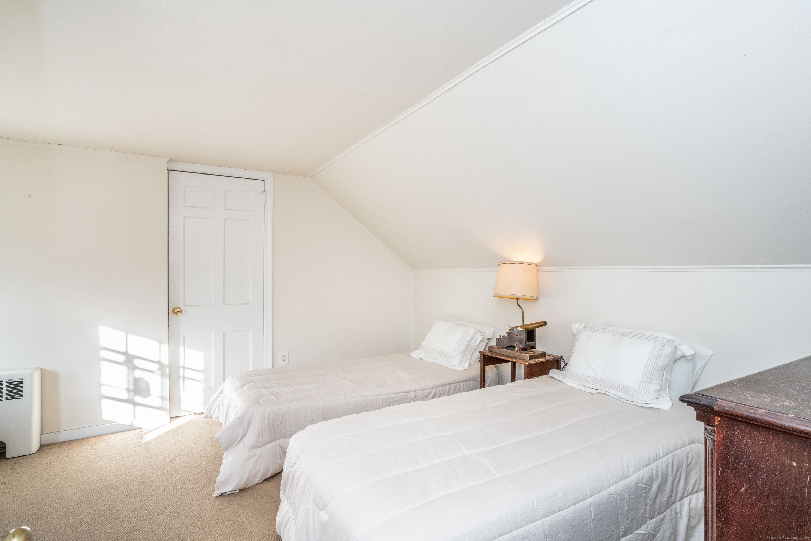 765 Mountain Road, West Hartford, Connecticut image 24