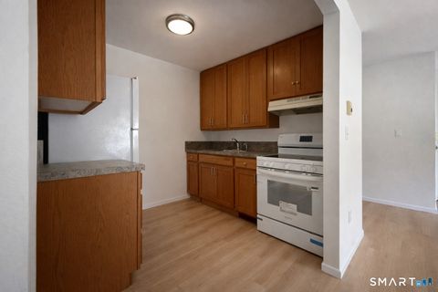 Tiny photo for 1A Bostwick Arms Place #1A, New Milford, CT 06776 (MLS # 24154584)