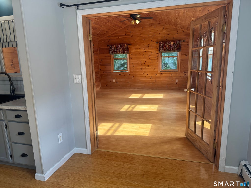 Photo of 95 Cottonwood Lane, Montville, CT 06382 (MLS # 24208968)