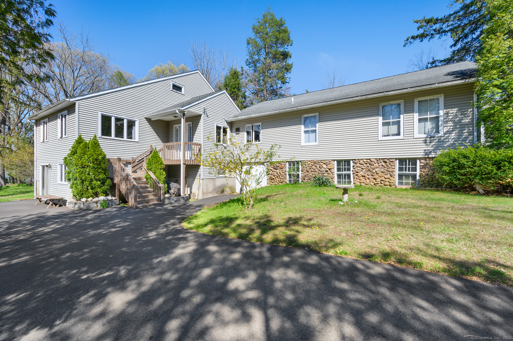 461 Meriden Waterbury Turnpike