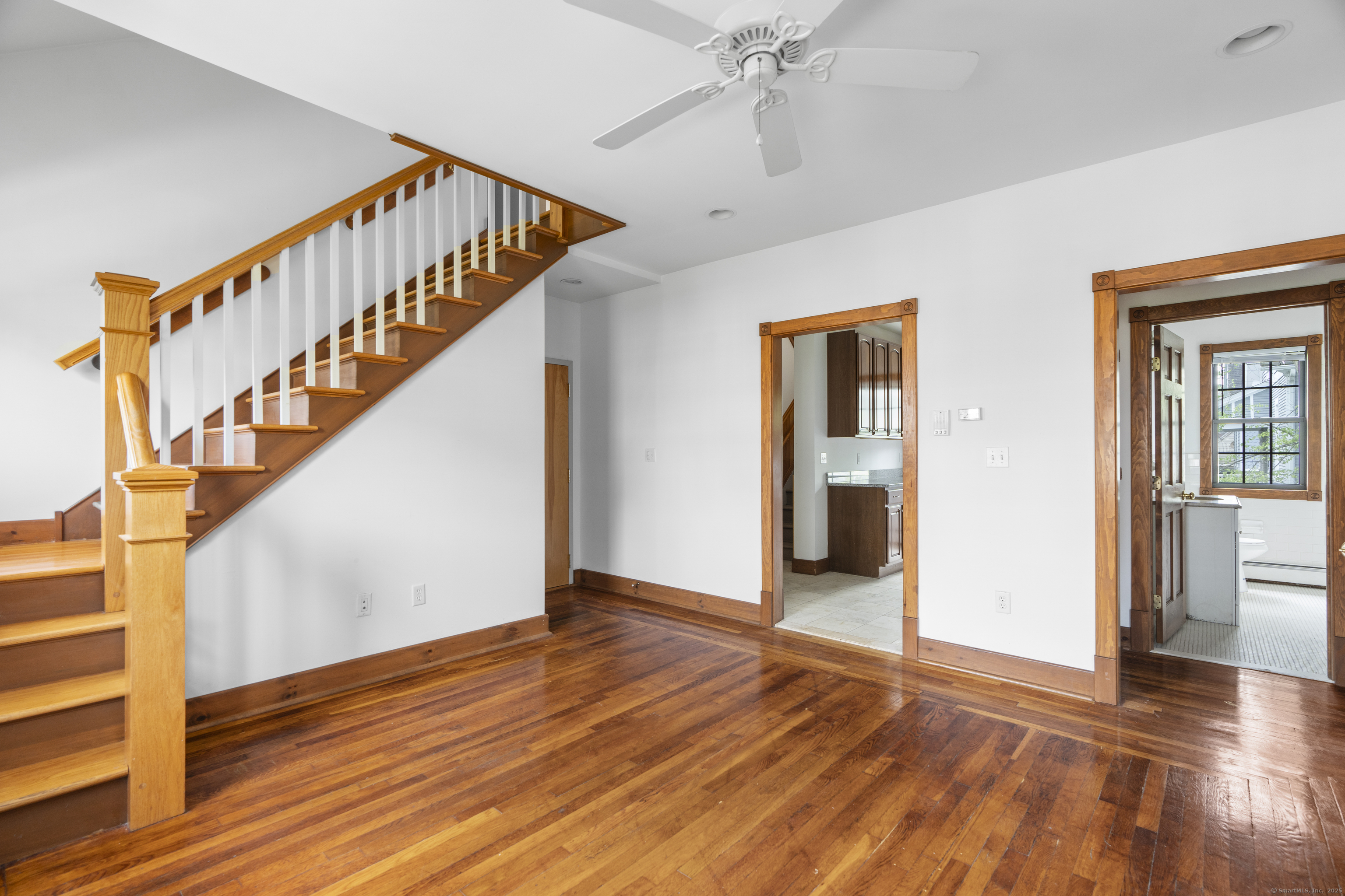 623 Whitney Avenue