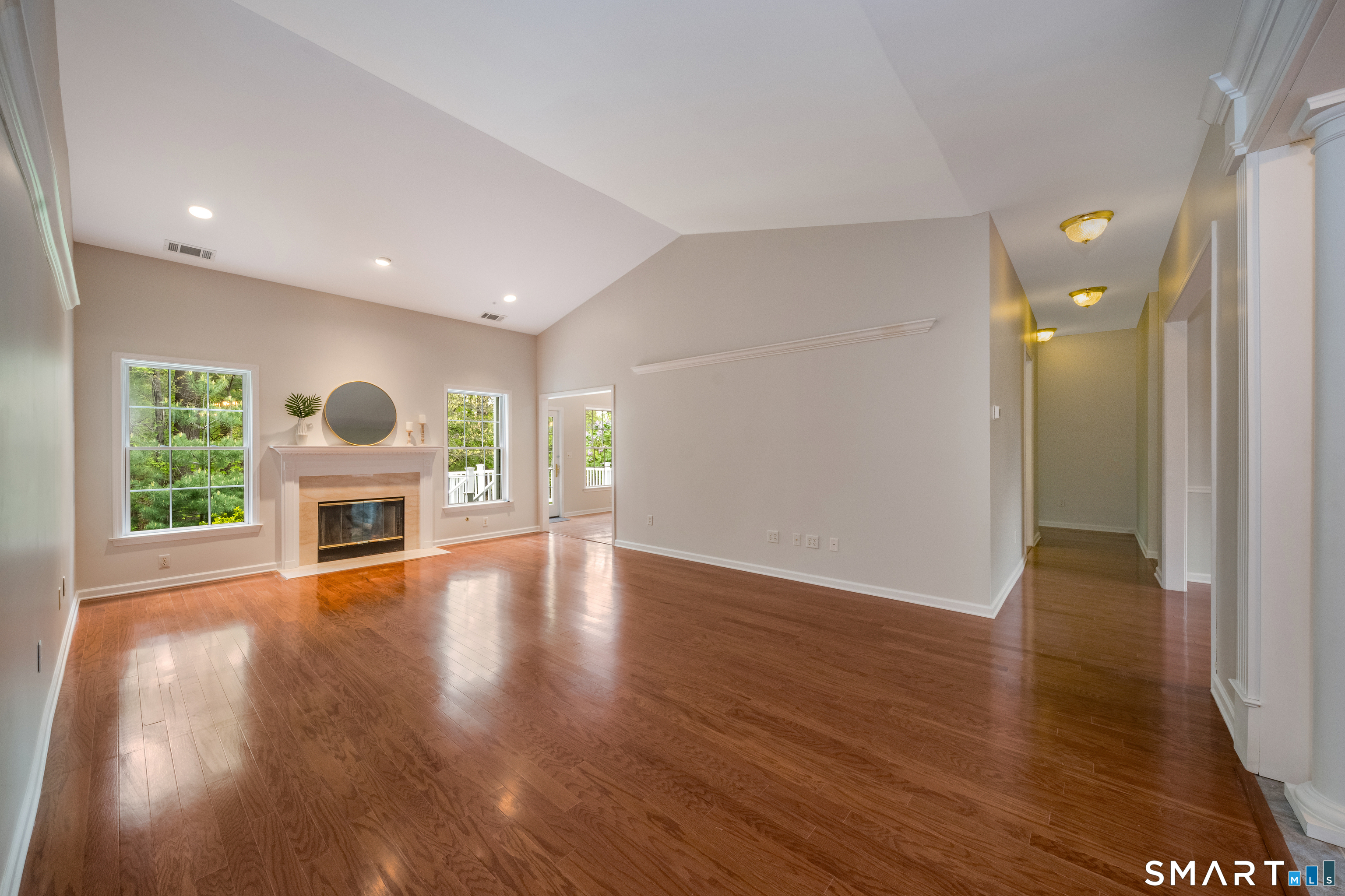 45 Worthington Drive