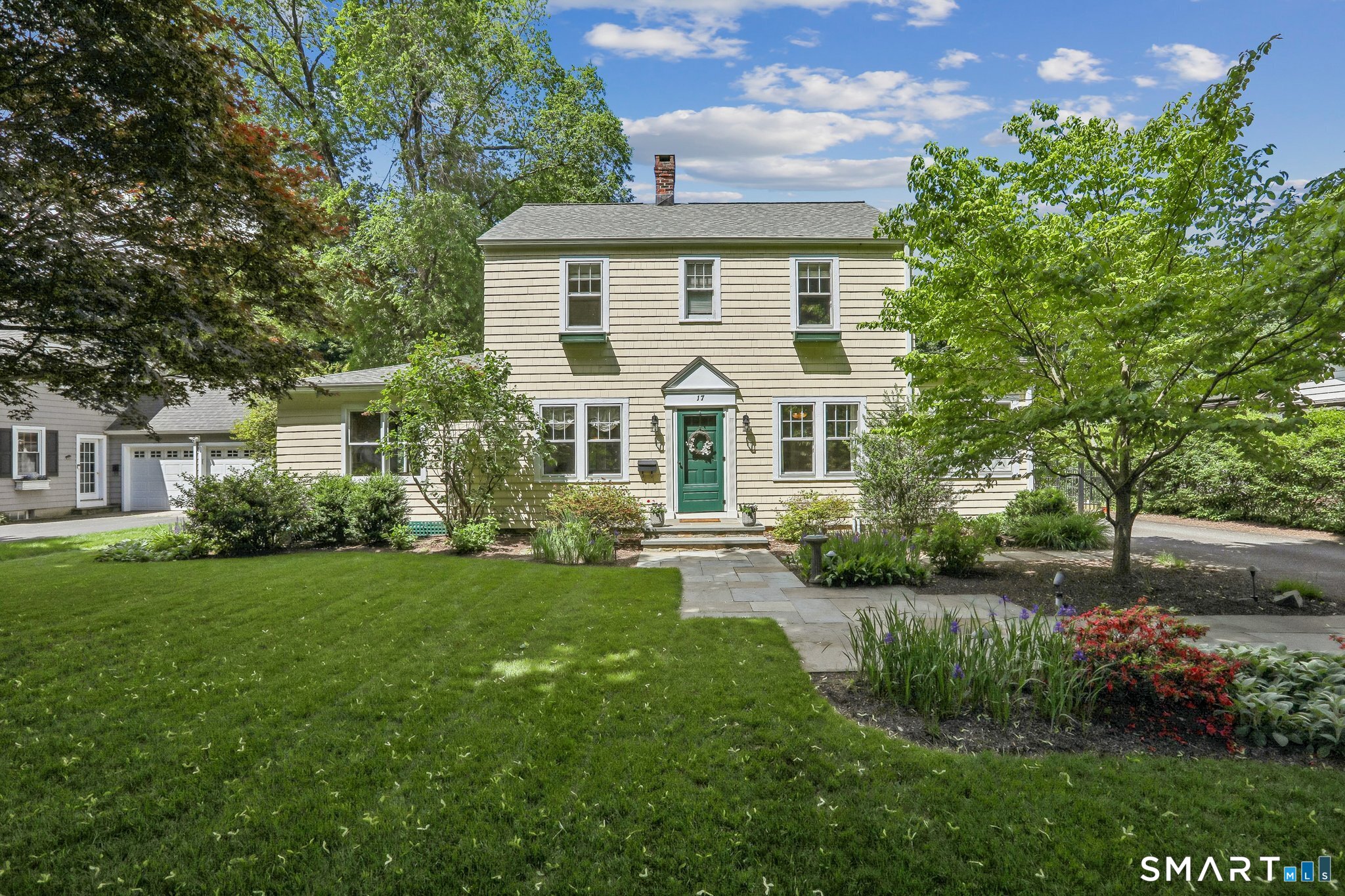 17 Ridge Road
