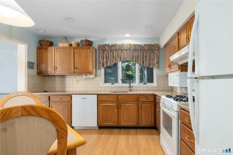 Tiny photo for 6 Talcott Ridge Road #F, Farmington, CT 06032 (MLS # 24189043)