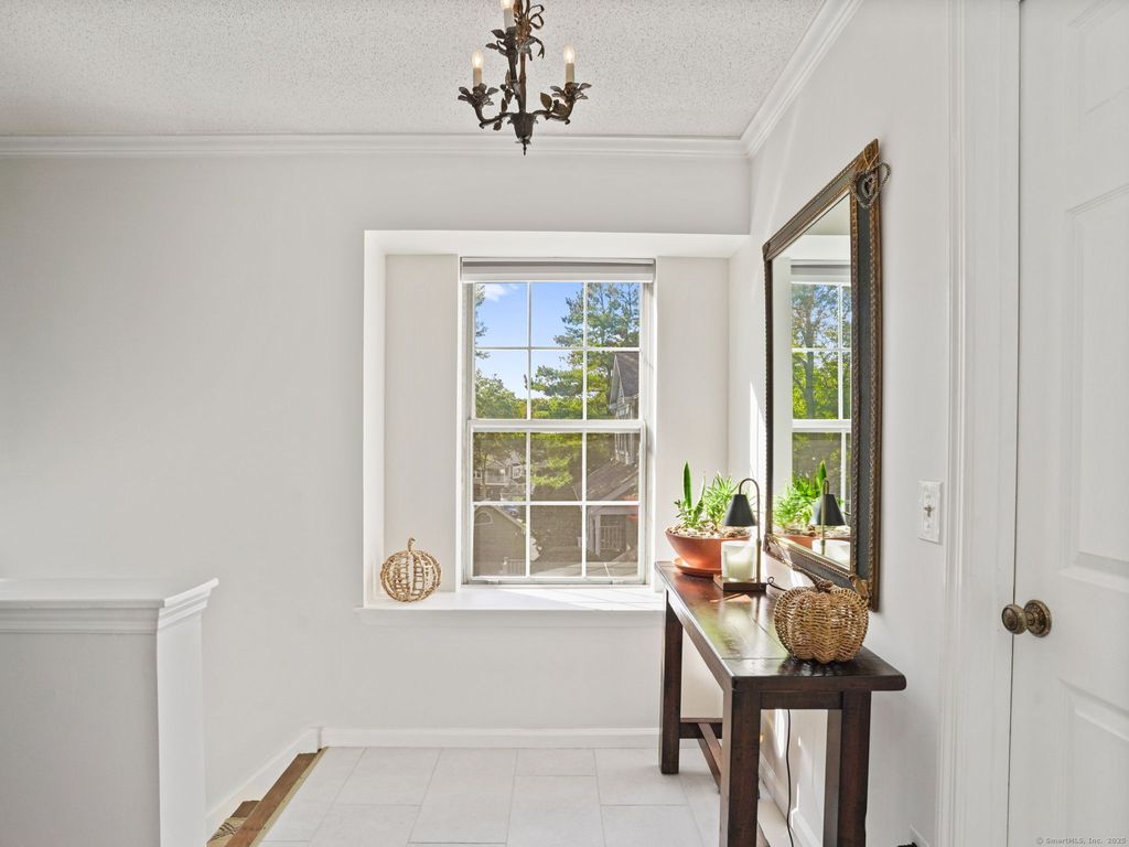 Photo of 267 Mayfield Drive #267, Trumbull, CT 06611 (MLS # 24132633)