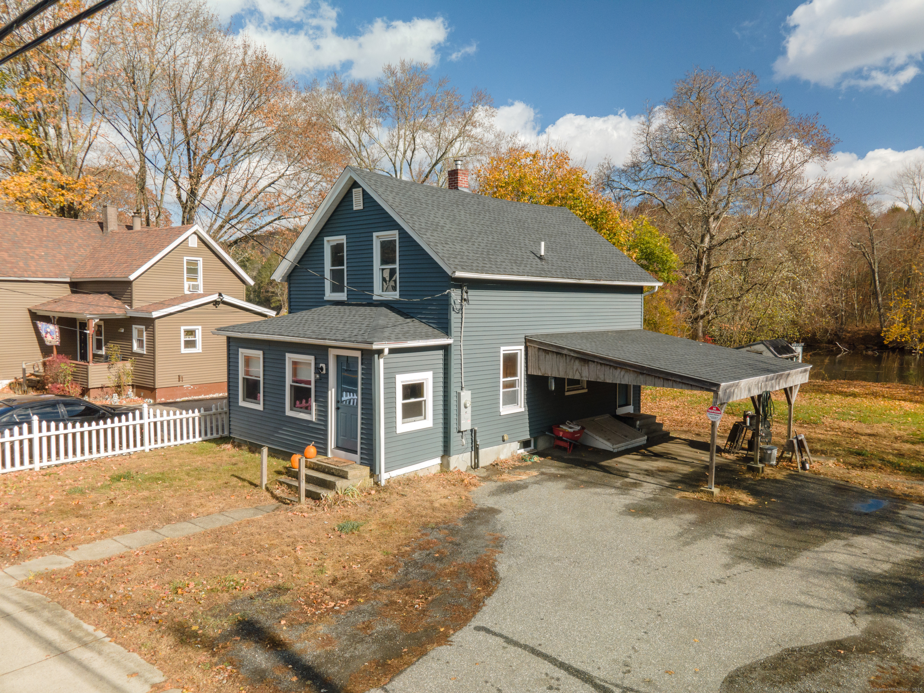 82 Taftville Occum Road, Norwich, Connecticut image 3