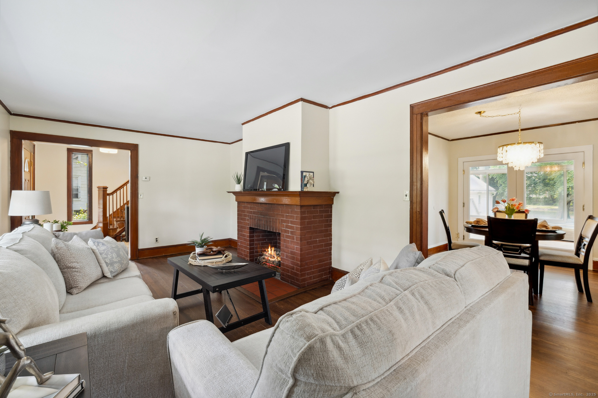 213 Silver Lane