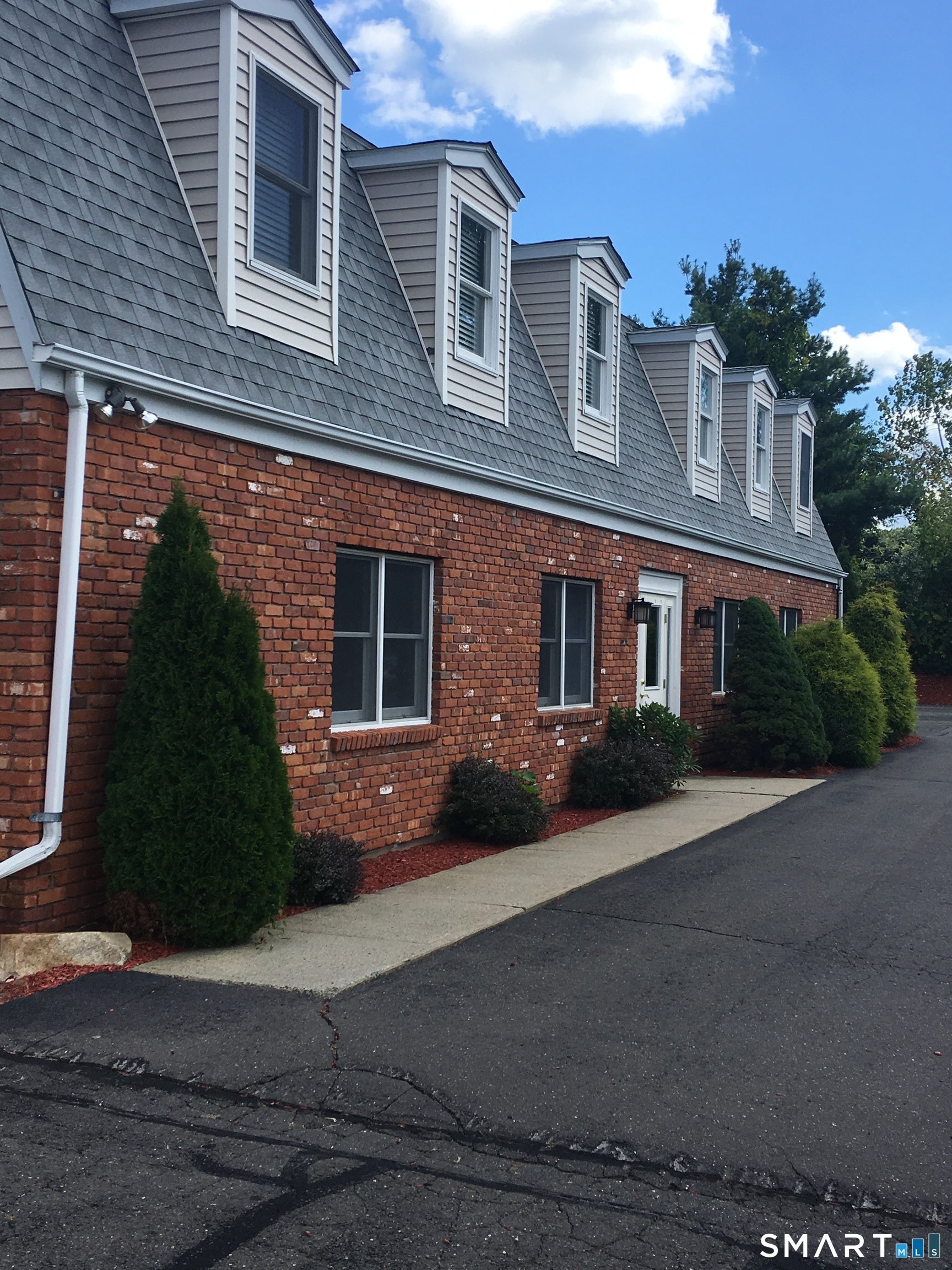 310 Hartford Turnpike