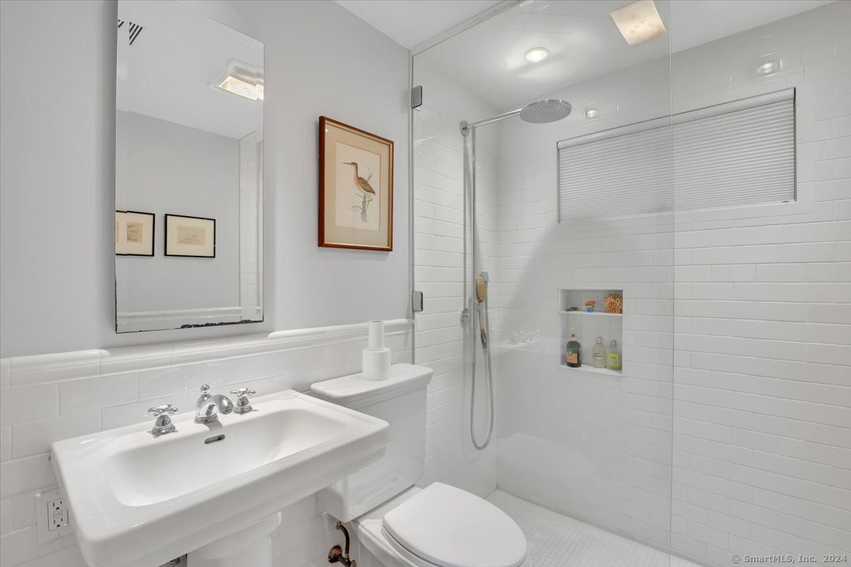 25 W Shore Drive, Bethlehem, Connecticut image 15