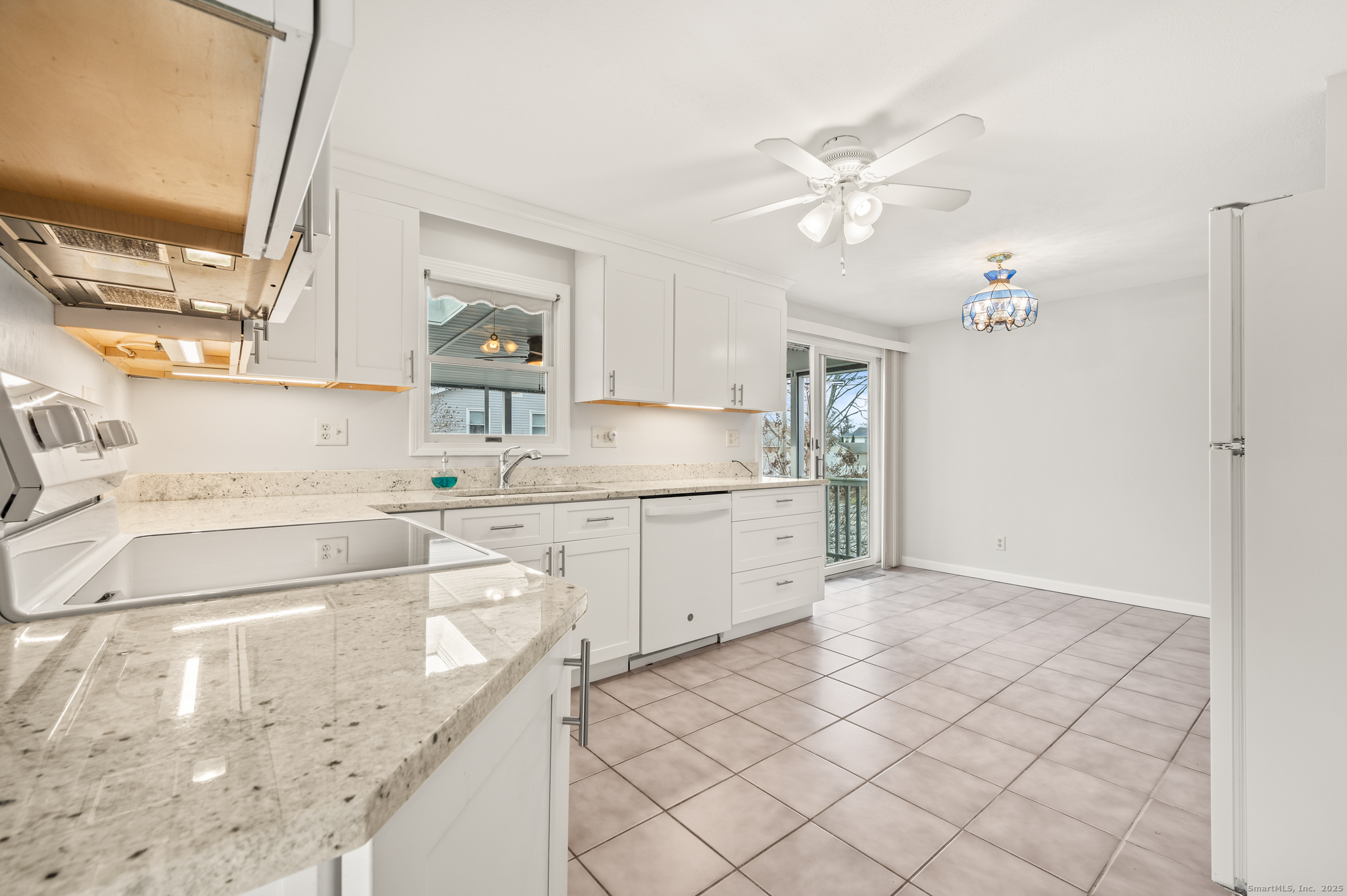2 Whitney Avenue, Old Saybrook, Connecticut image 4