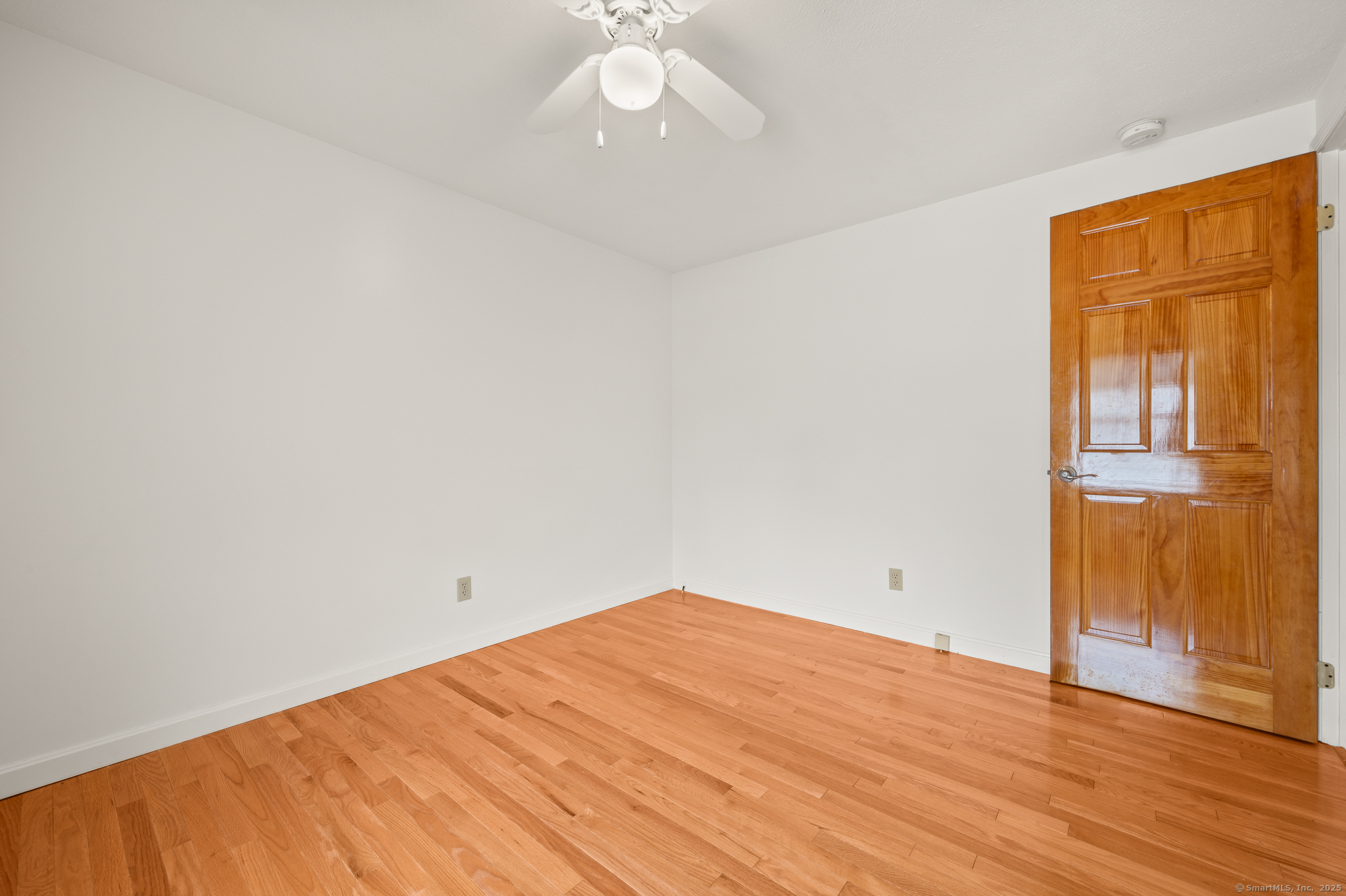 2 Whitney Avenue, Old Saybrook, Connecticut image 13