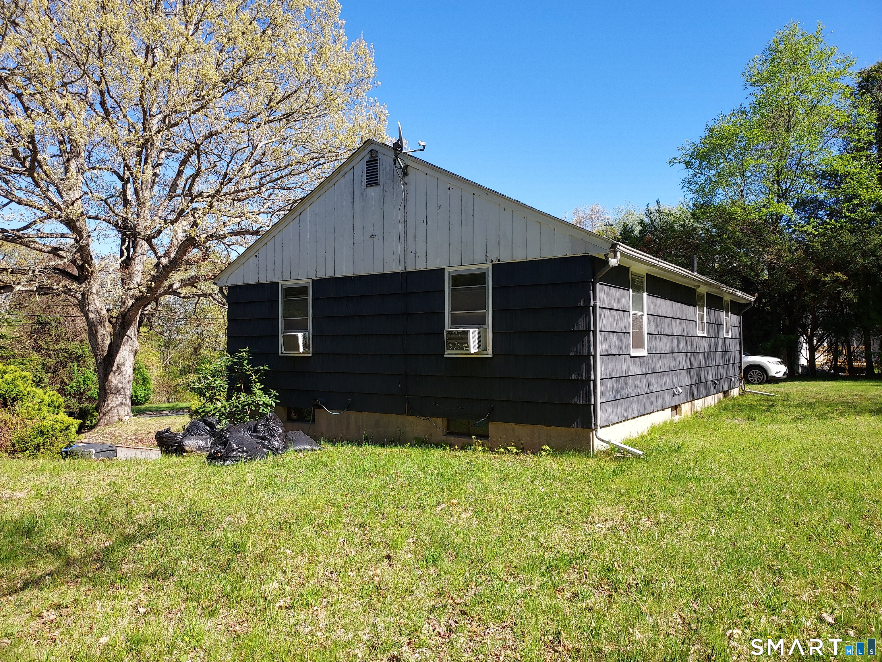 16 Carol Drive