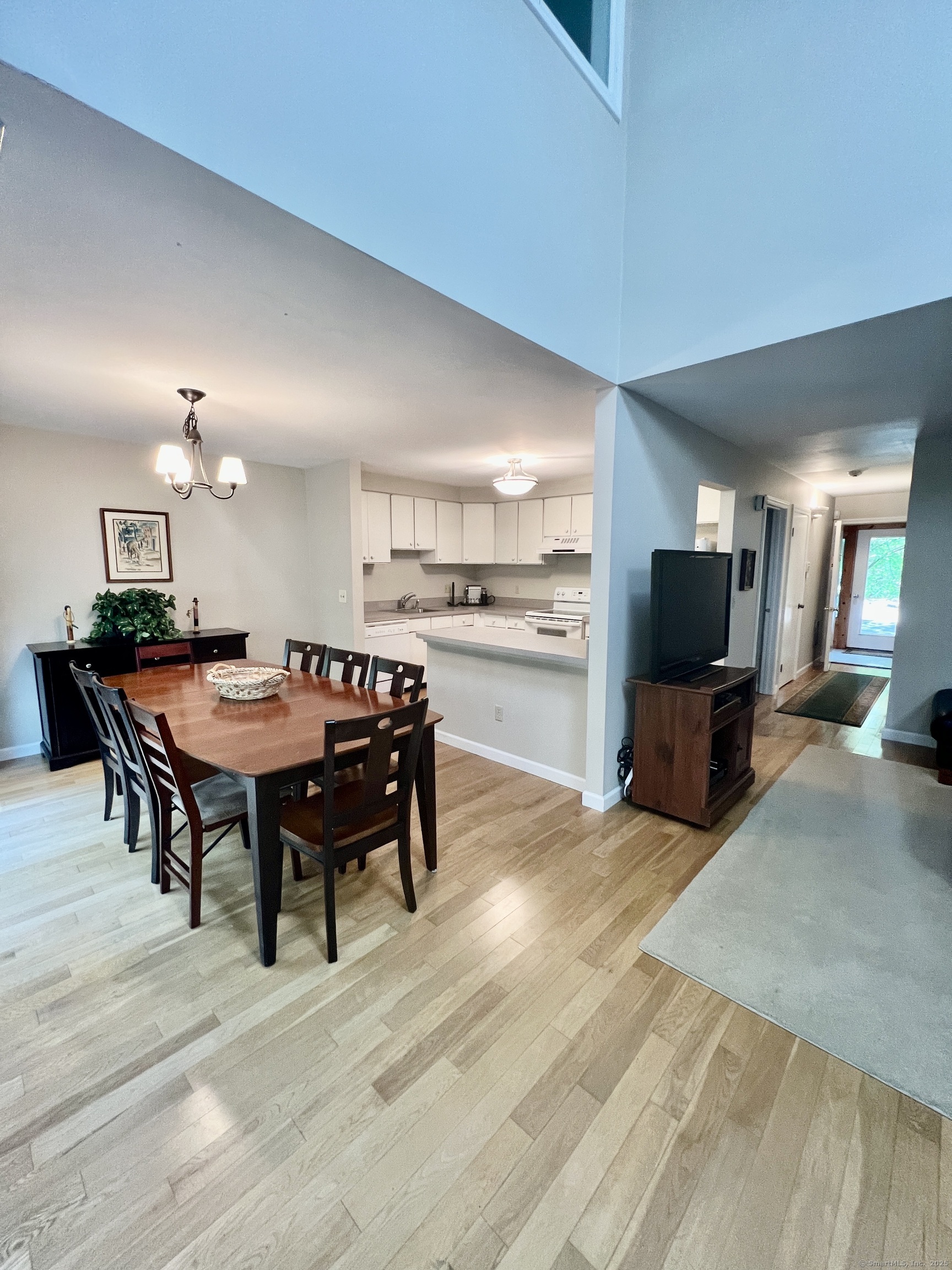 187 Ledge Drive
