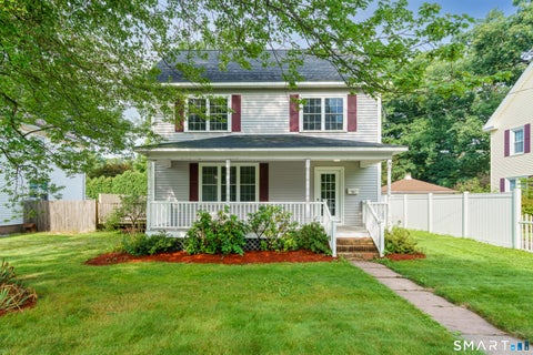Homes For Sale - 581 Main Street<br/> Middlesex County, Cromwell, CT 06416