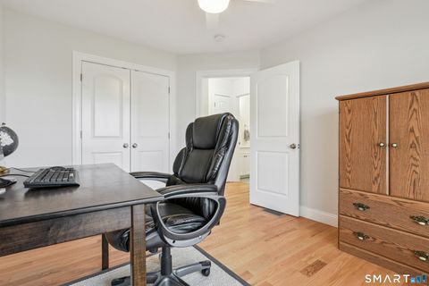 Tiny photo for 90 Applegate #181, Southington, CT 06489 (MLS # 24148649)