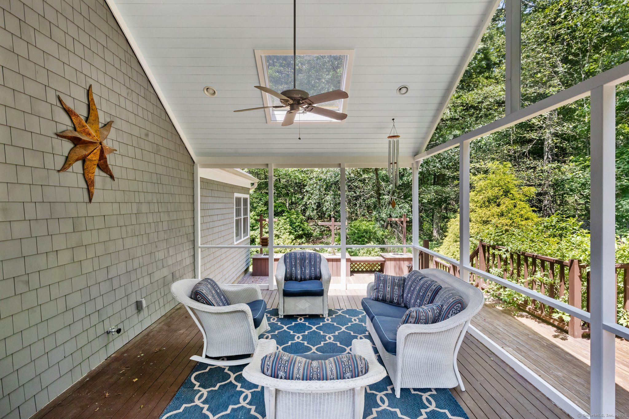 New Canaan, Connecticut 06840, United States, 6 Bedrooms Bedrooms, ,4 BathroomsBathrooms,Residential,Active,158116