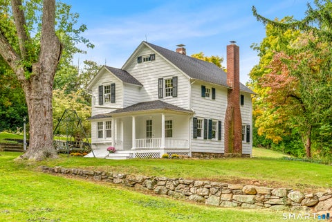Homes For Sale - 40 Ogden Road<br/> New Canaan, CT 06840