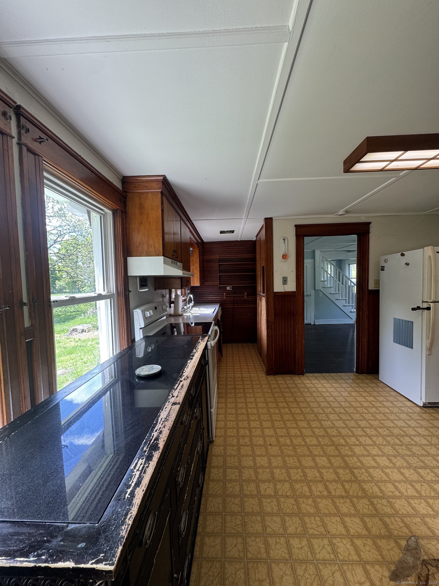 602 Pomfret Street, Putnam, Connecticut image 7