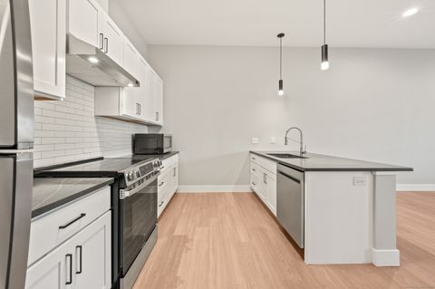 Tiny photo for 150 Broad Street #41a, Windsor, CT 06095 (MLS # 24133631)