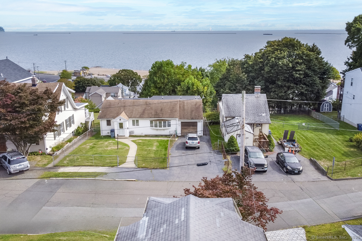 40 Crest Avenue