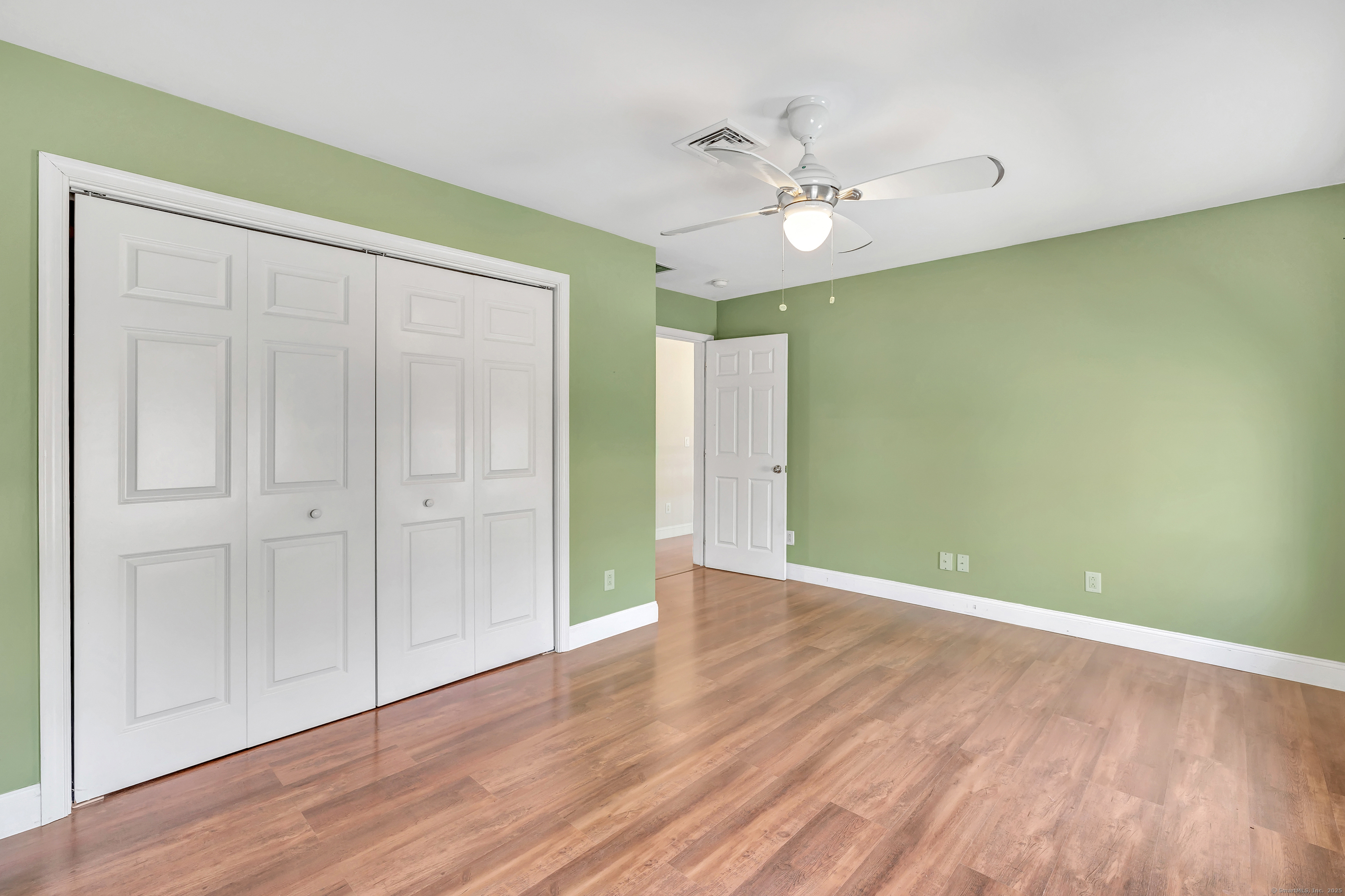 37 Deer Run Drive, Seymour, Connecticut image 32