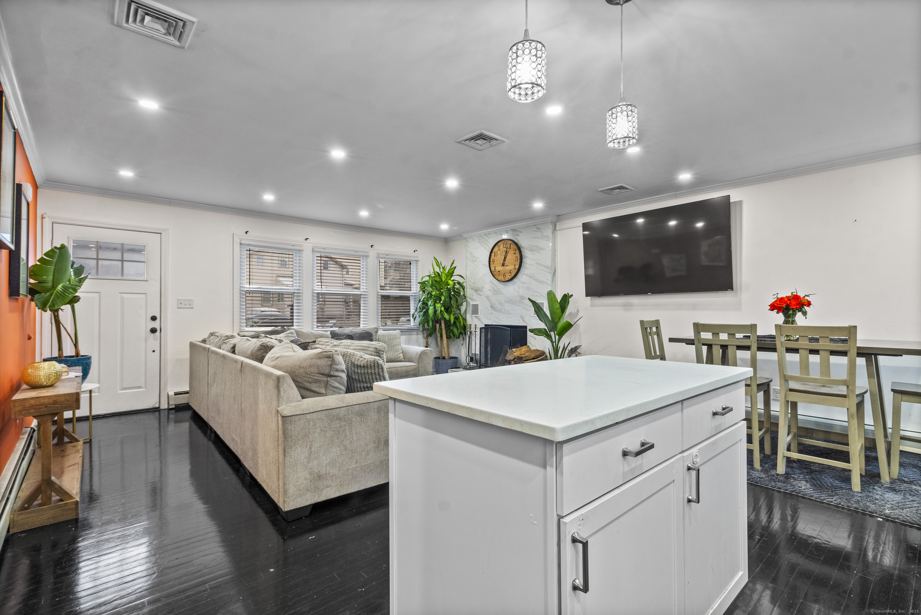 20 Grove Avenue, Derby, Connecticut image 6