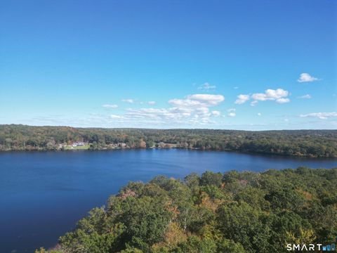 Apartment For Sale - 23-1 Heritage Road<br/> East Lyme, CT 06333