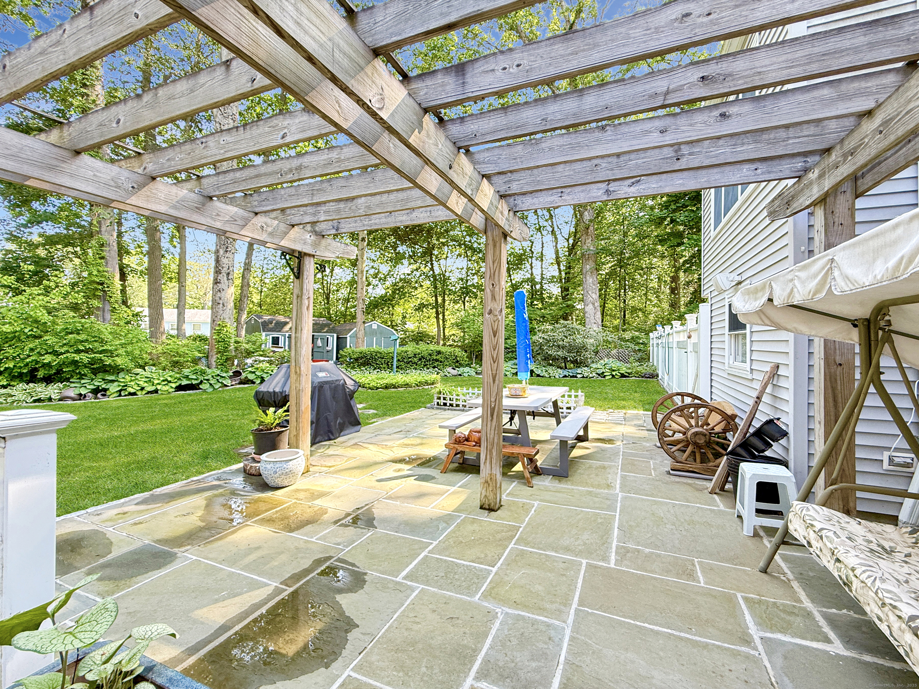 Stamford, Connecticut 06905, United States, 4 Bedrooms Bedrooms, ,3 BathroomsBathrooms,Residential,Active,154455