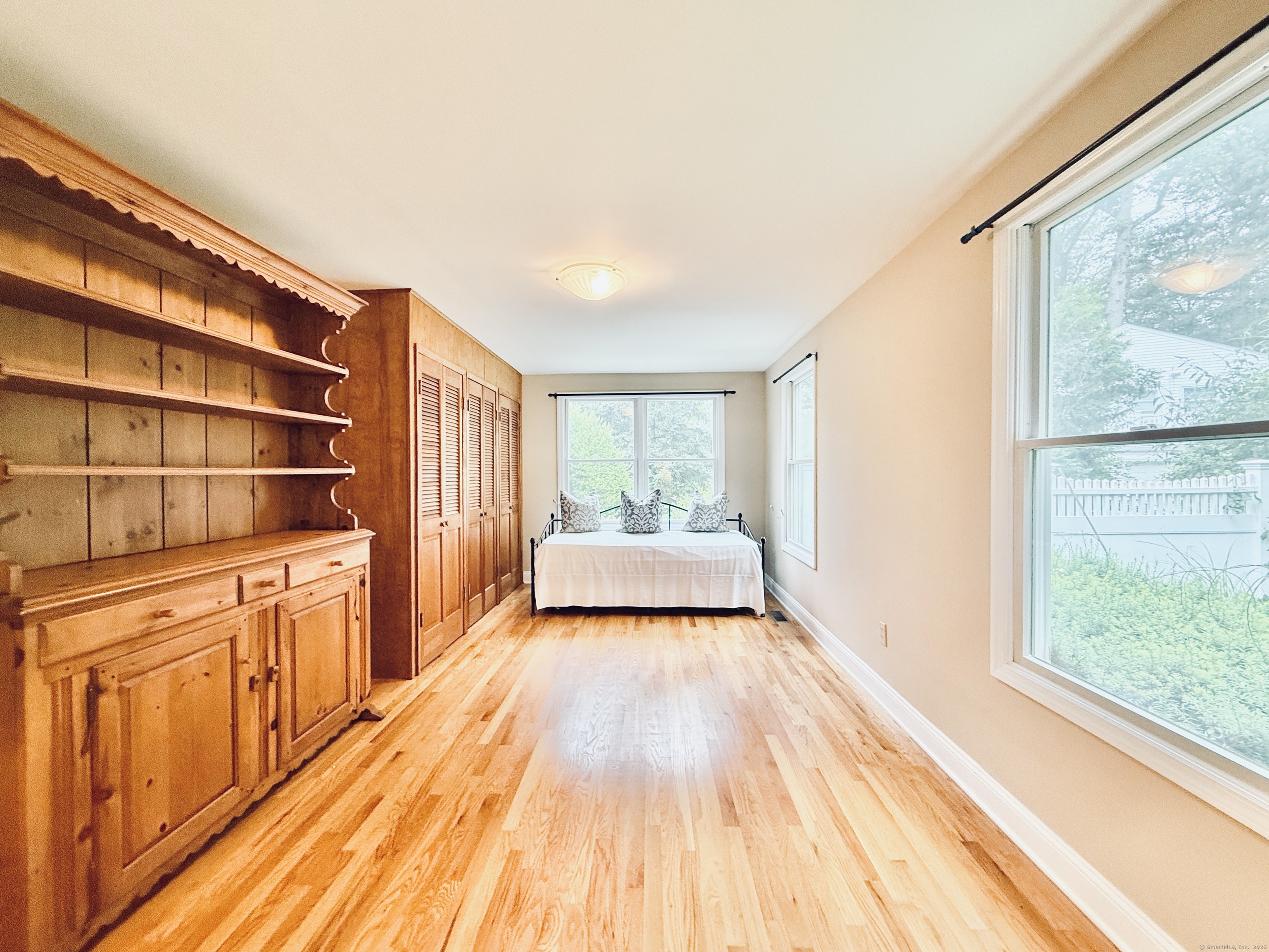 Stamford, Connecticut 06905, United States, 4 Bedrooms Bedrooms, ,3 BathroomsBathrooms,Residential,Active,154455