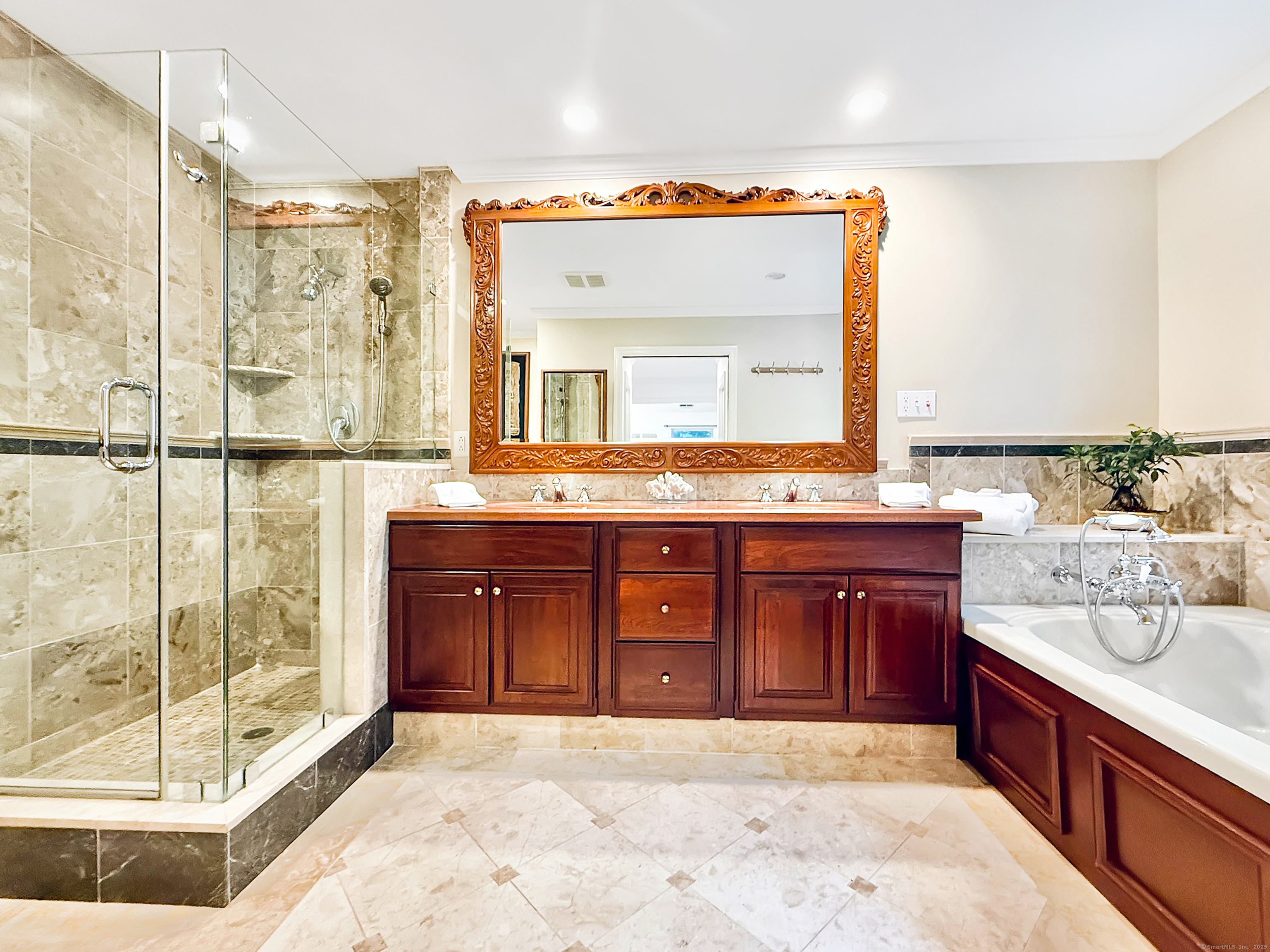 Stamford, Connecticut 06905, United States, 4 Bedrooms Bedrooms, ,3 BathroomsBathrooms,Residential,Active,154455