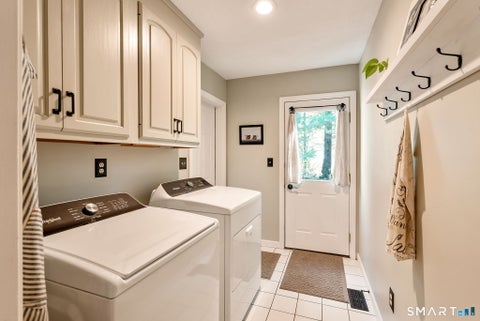 Tiny photo for 5 Beacon Heath, Farmington, CT 06032 (MLS # 24212484)