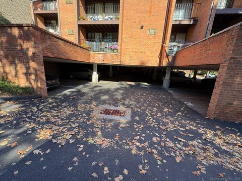 Tiny photo for 181 Loomis Drive #APT 148, West Hartford, CT 06107 (MLS # 24137252)