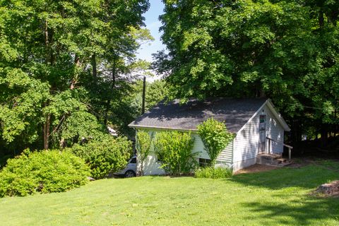 A home in New Fairfield