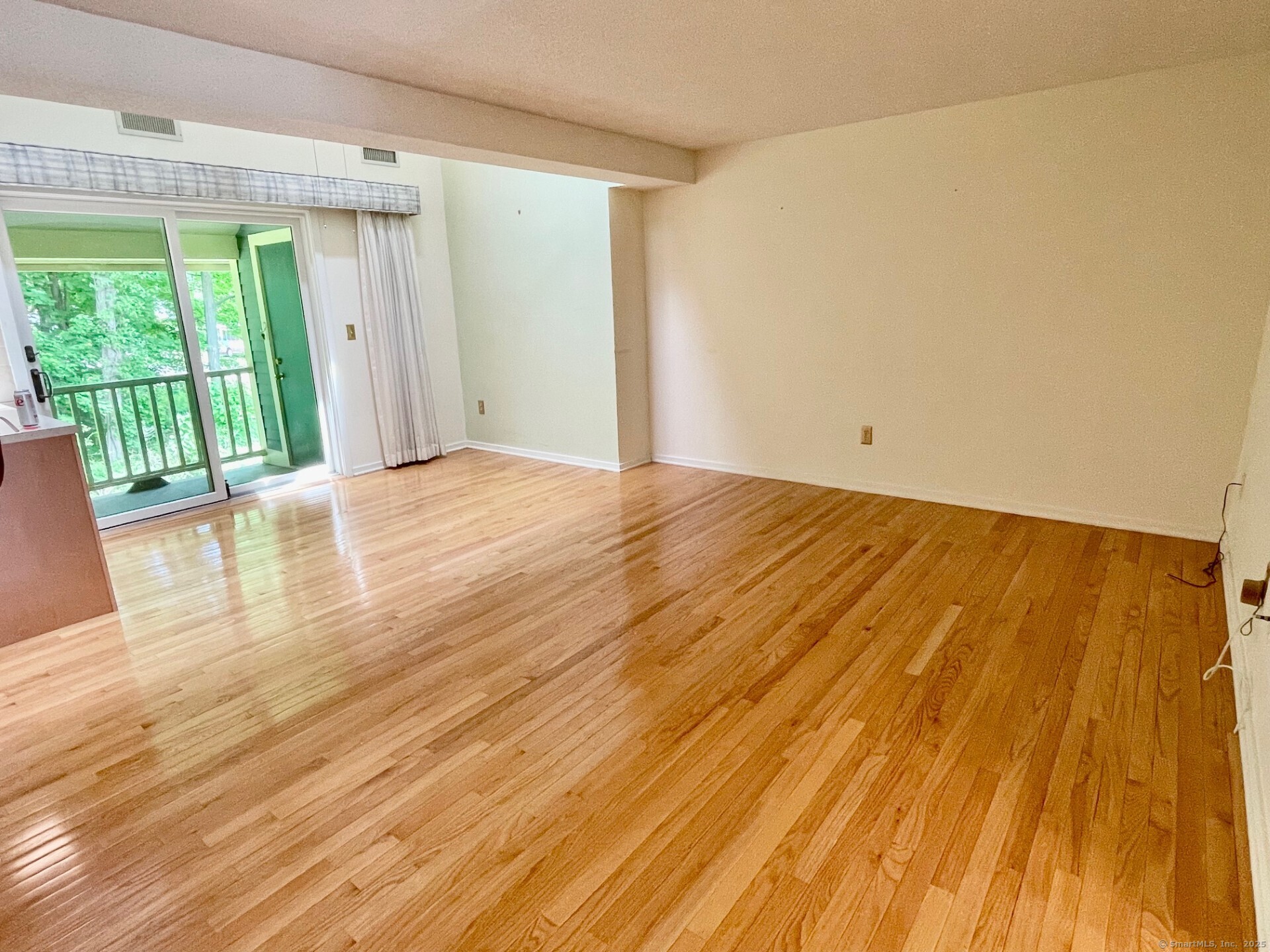 3208 Whitney Avenue #9D, Hamden, Connecticut image 3