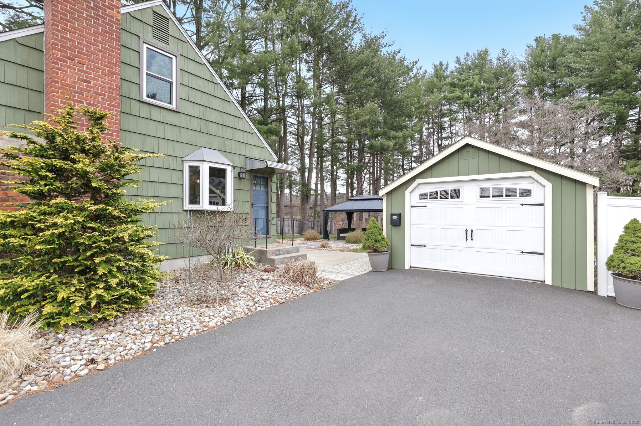 9 Peggy Lane, Enfield, Connecticut image 2