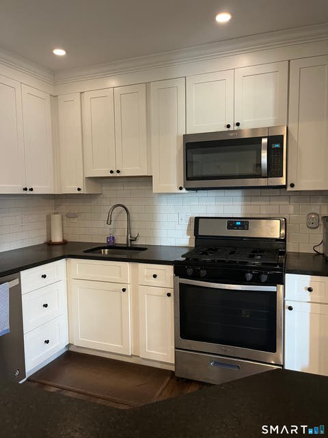 Tiny photo for 103 E Broad Way #C, Milford, CT 06460 (MLS # 24190808)