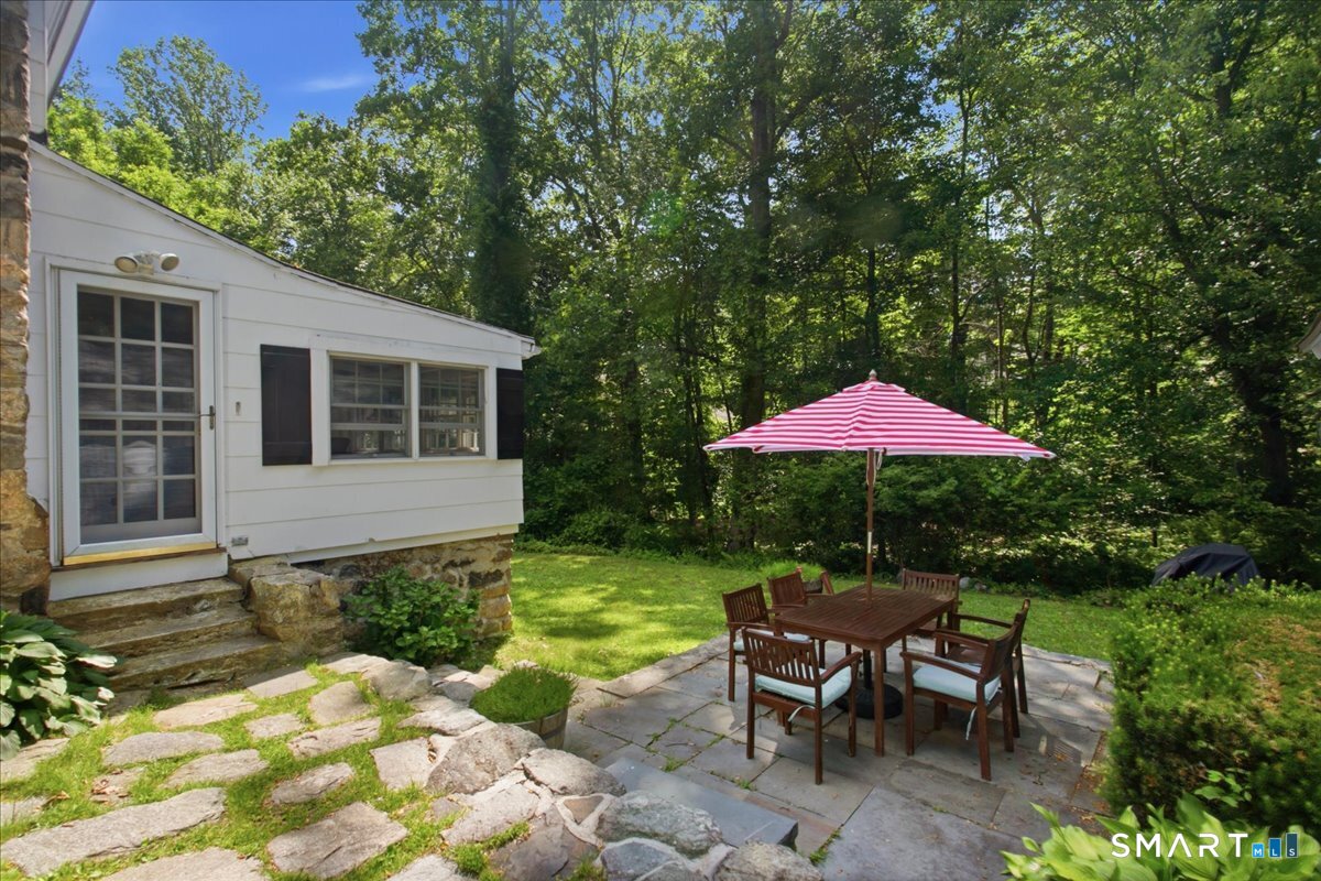 247 Chestnut Hill Road