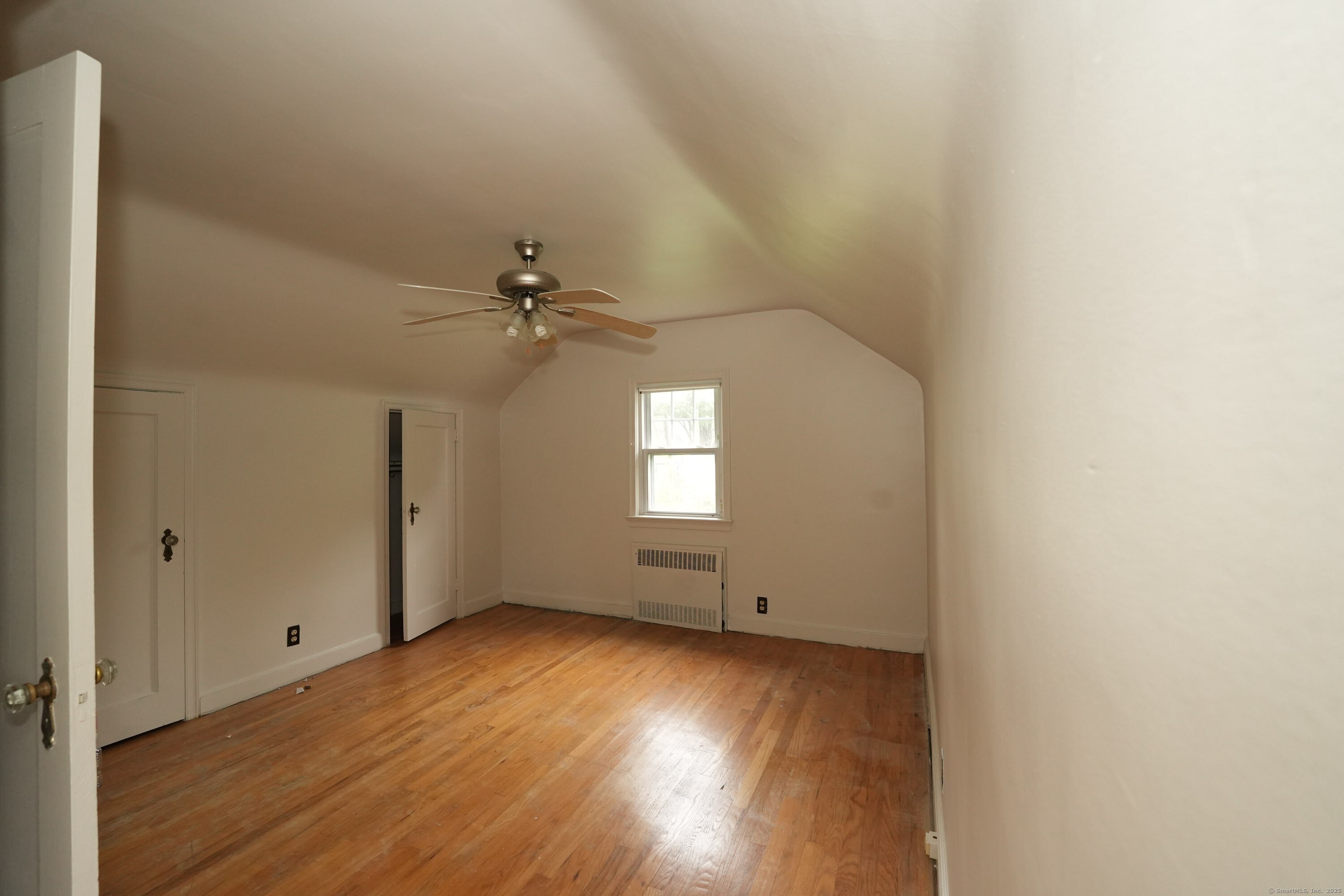 Bridgeport, Connecticut 06610, United States, 3 Bedrooms Bedrooms, ,2 BathroomsBathrooms,Residential,Active,164859