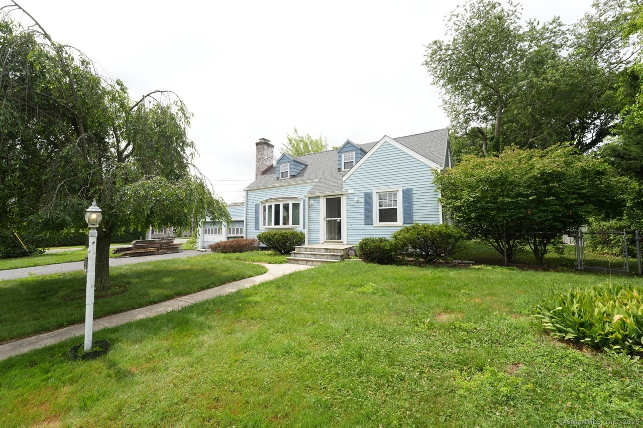 Bridgeport, Connecticut 06610, United States, 3 Bedrooms Bedrooms, ,2 BathroomsBathrooms,Residential,Active,164859